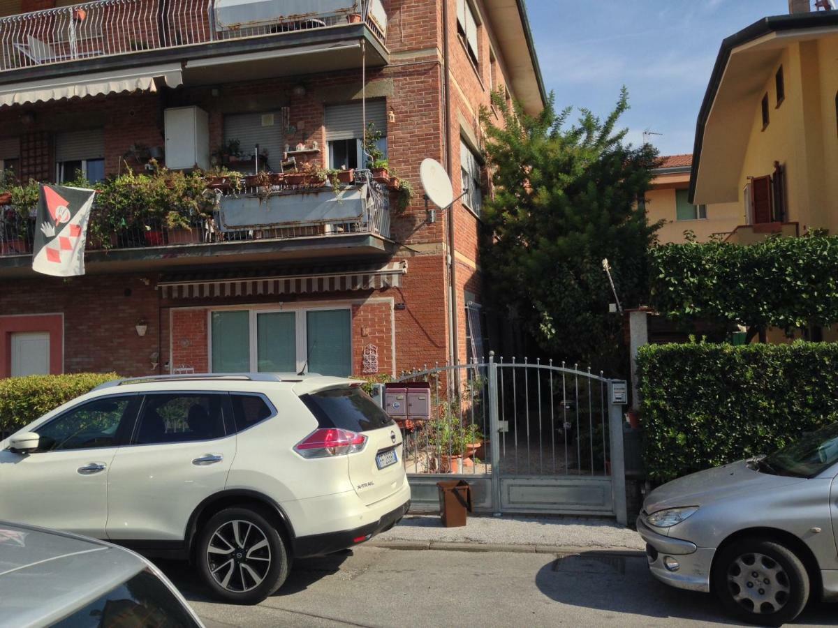 Casa Mimosa Apartman Viareggio Kültér fotó